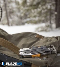 Leatherman Signal Survival Multi-Tool W/ Nylon Sheath (19-in-1) 832262 -Knives Store LTG SIGNAL OUTDOOR WITHBOW 1117 large
